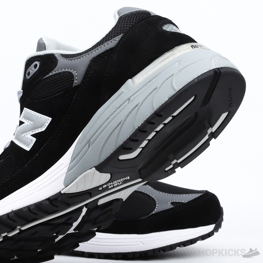 靴 New Balance 993 MiUSA Black New Balance 993 MiUSA Black Grey (Women's) - WR993BK - US